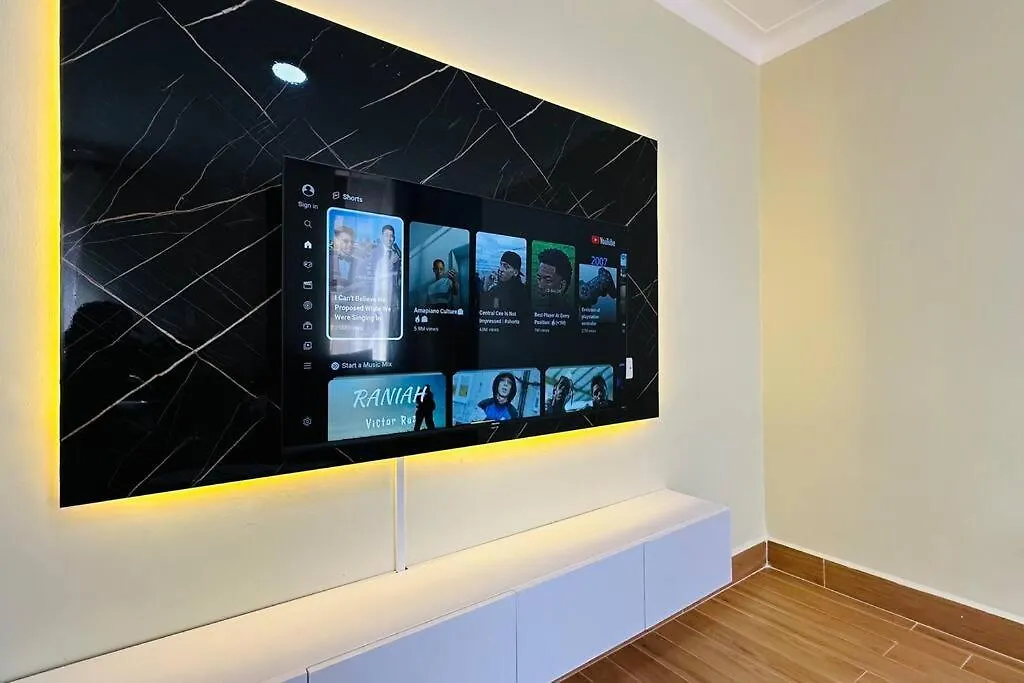 Blackoak Luxury Home 1Br/ Dstv/Free Wi-Fi 坎帕拉 0*,